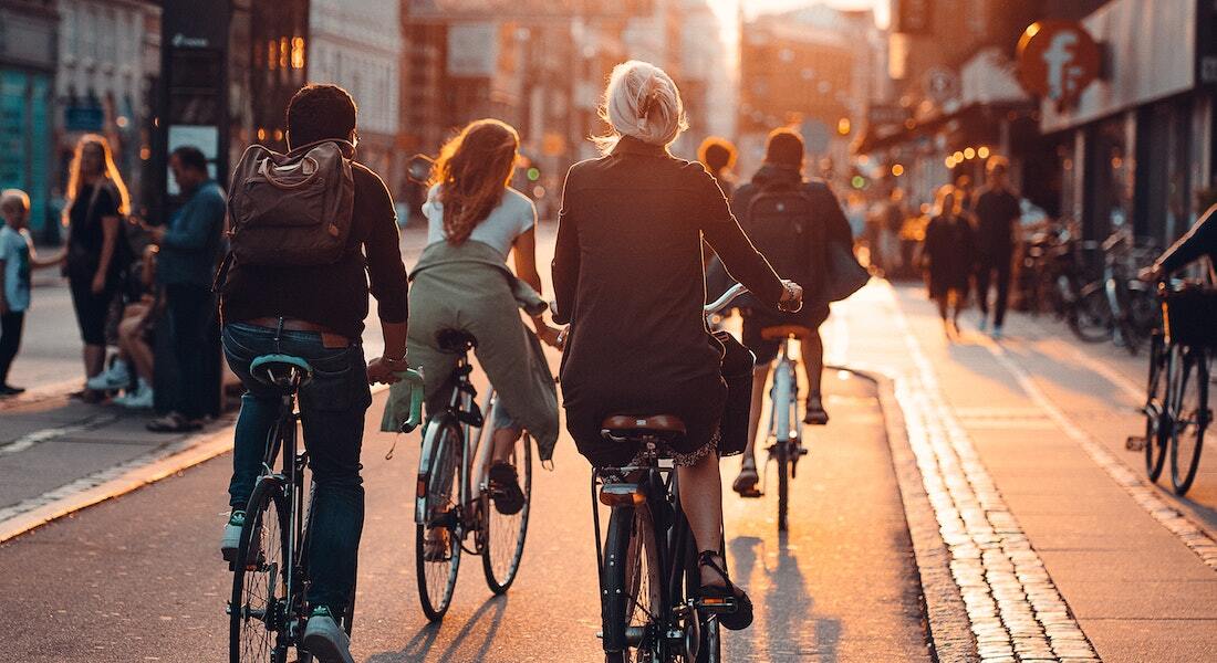 How Your Environment Changes Your Behaviour